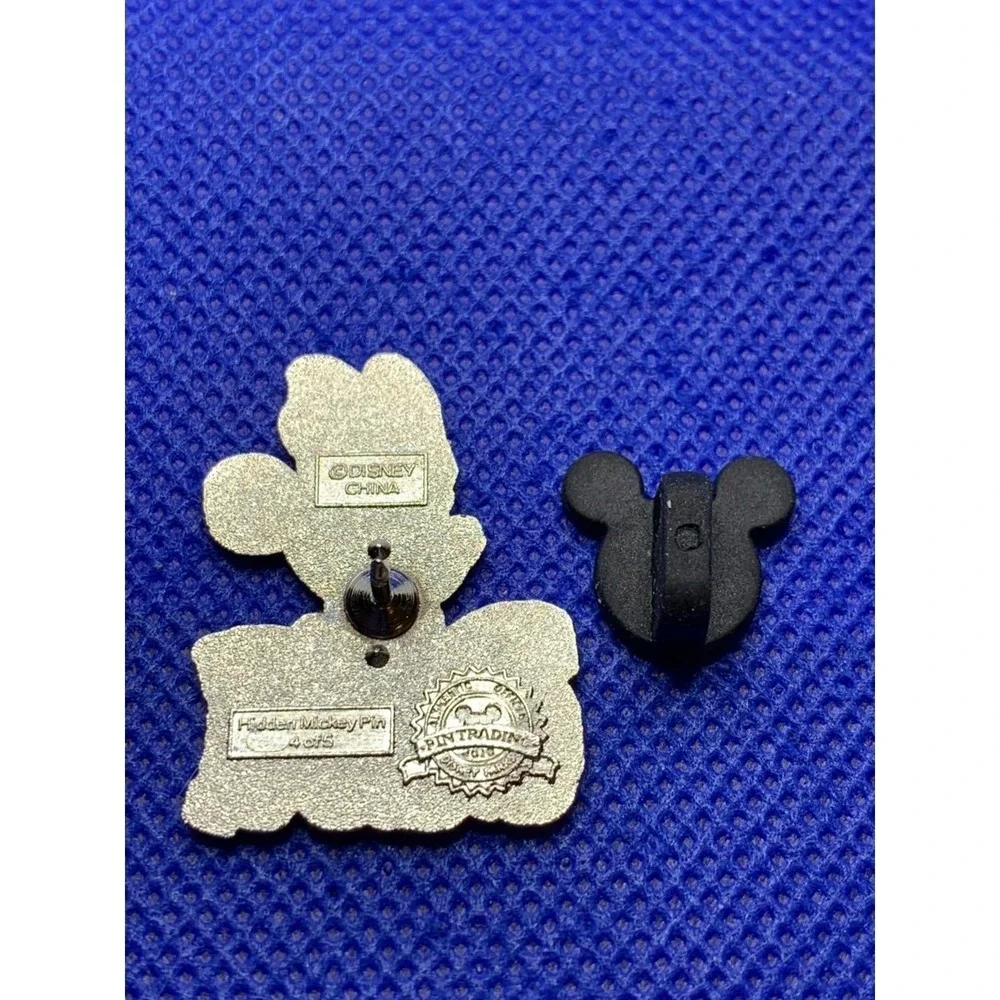 2010 Minnie Mouse Error Disney pin Good Collection